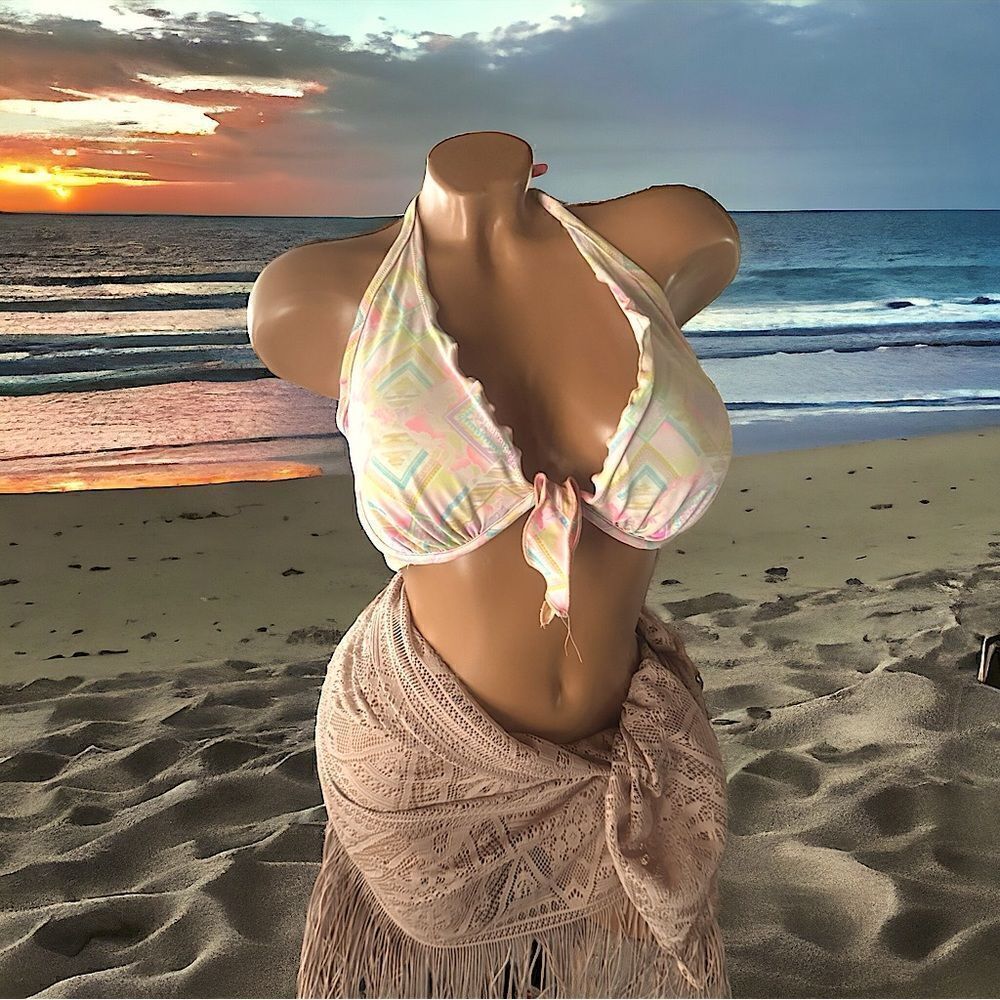 Victoria’s Secret l Bikini Top l Plunging Lettuce Trim Neckline l Bow Decor 36 D